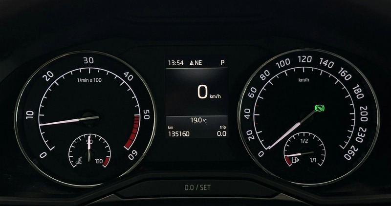 Skoda Superb cena 99900 przebieg: 135160, rok produkcji 2019 z Mogilno małe 781
